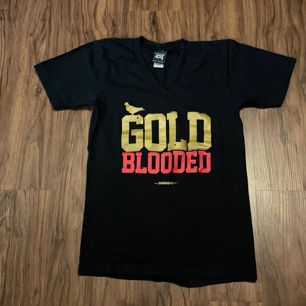 ADAPT ADVANCERS | GOLD BLOODED | SF 49ers | Graphic Tee | Small | V-Neck
